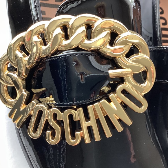 Moschino Logo Chain Loafer (Women) 8US / 38EU - Picture 11 of 16